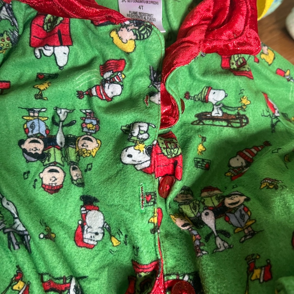 Peanuts Green and Red Kids Pajama Set